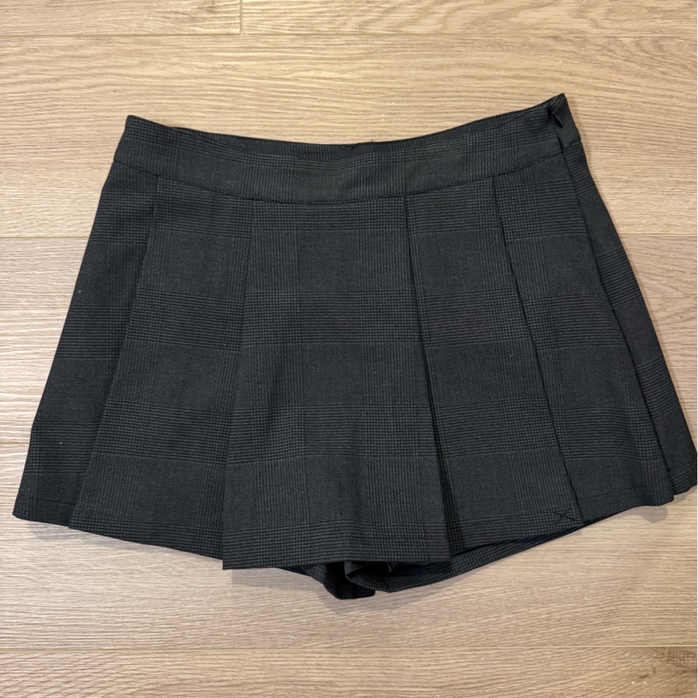 Blank NYC checkered skort